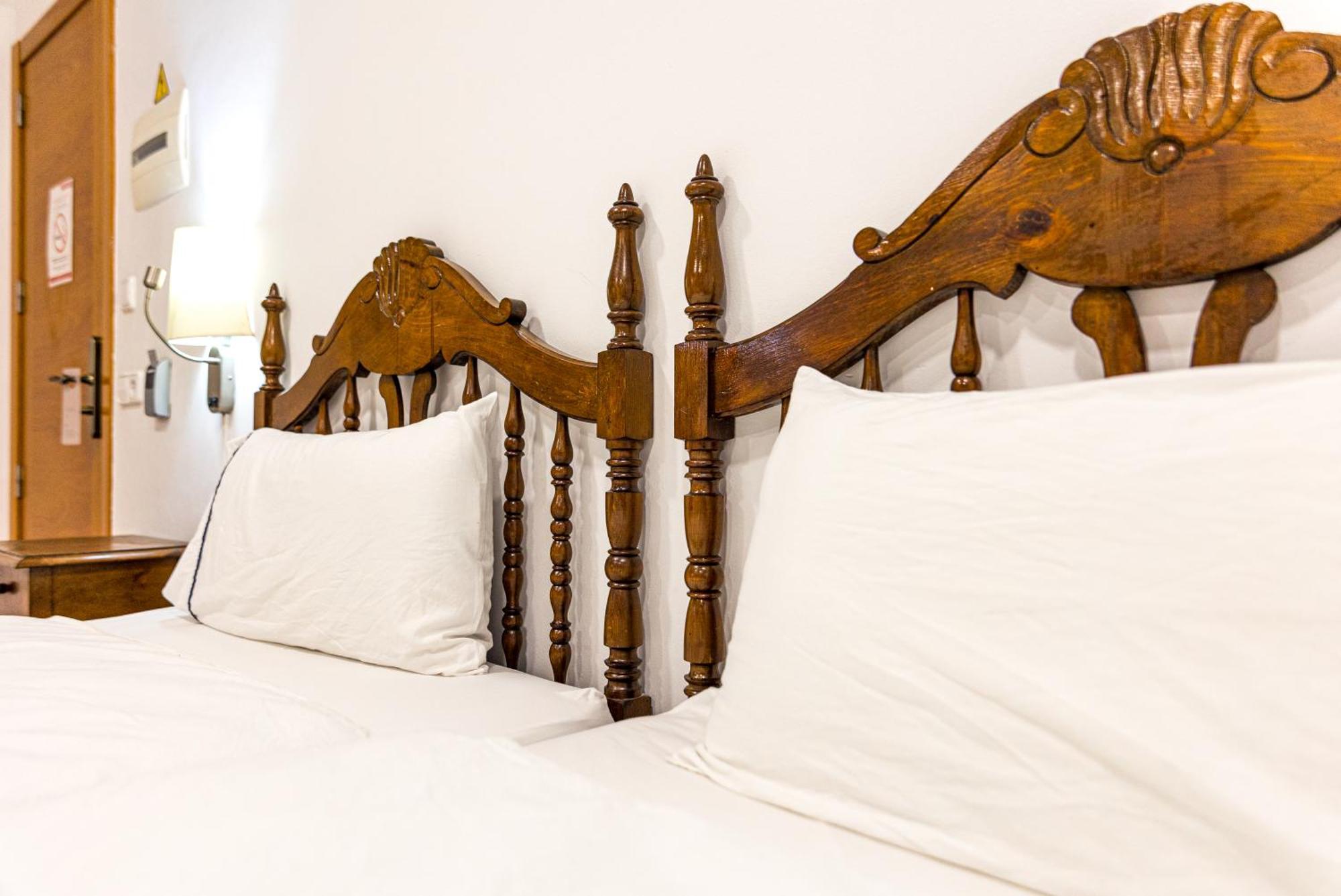 מזנואו Hotel Llar De Capitans מראה חיצוני תמונה