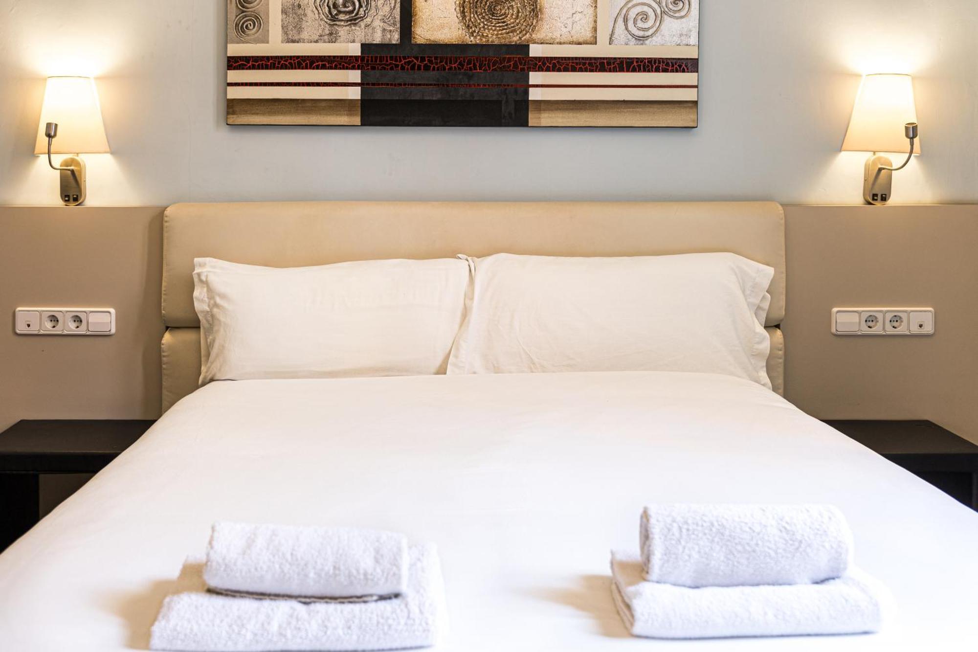 מזנואו Hotel Llar De Capitans מראה חיצוני תמונה