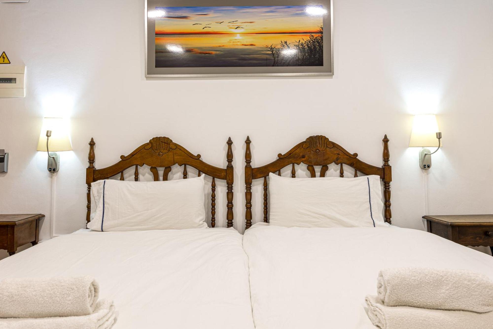 מזנואו Hotel Llar De Capitans מראה חיצוני תמונה