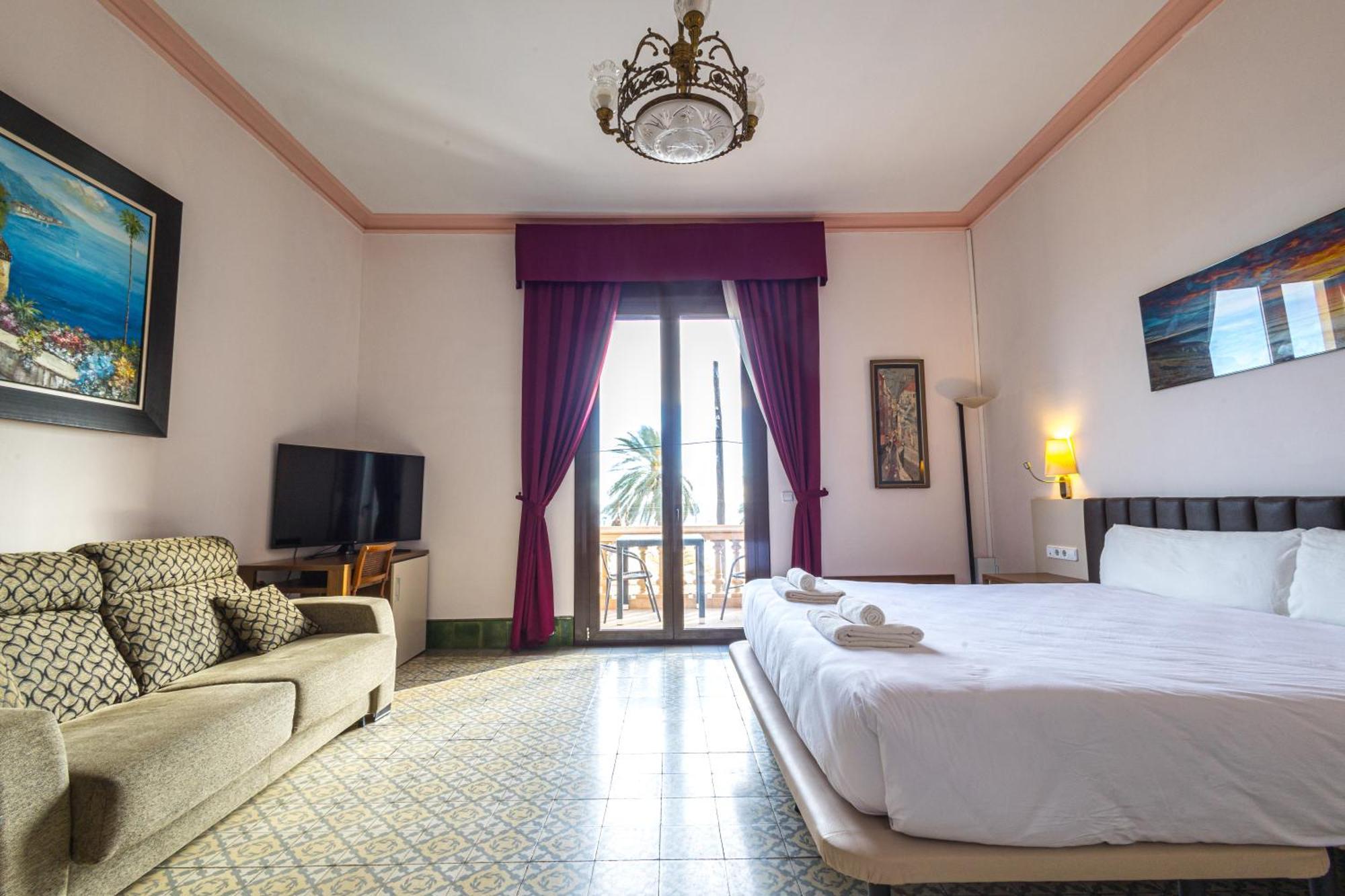 מזנואו Hotel Llar De Capitans מראה חיצוני תמונה