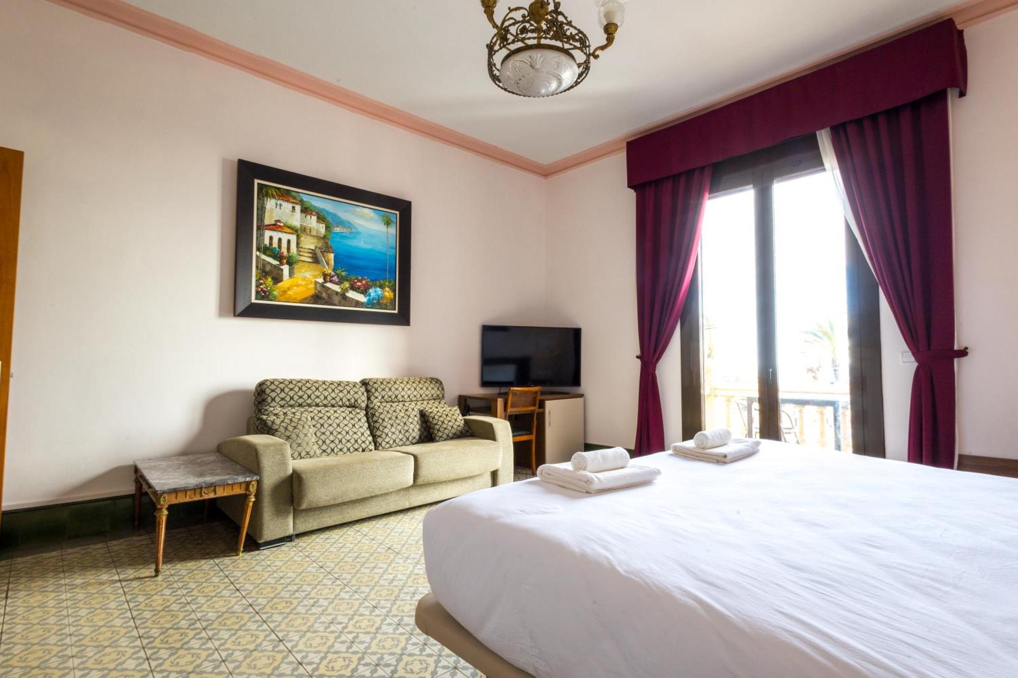 מזנואו Hotel Llar De Capitans מראה חיצוני תמונה