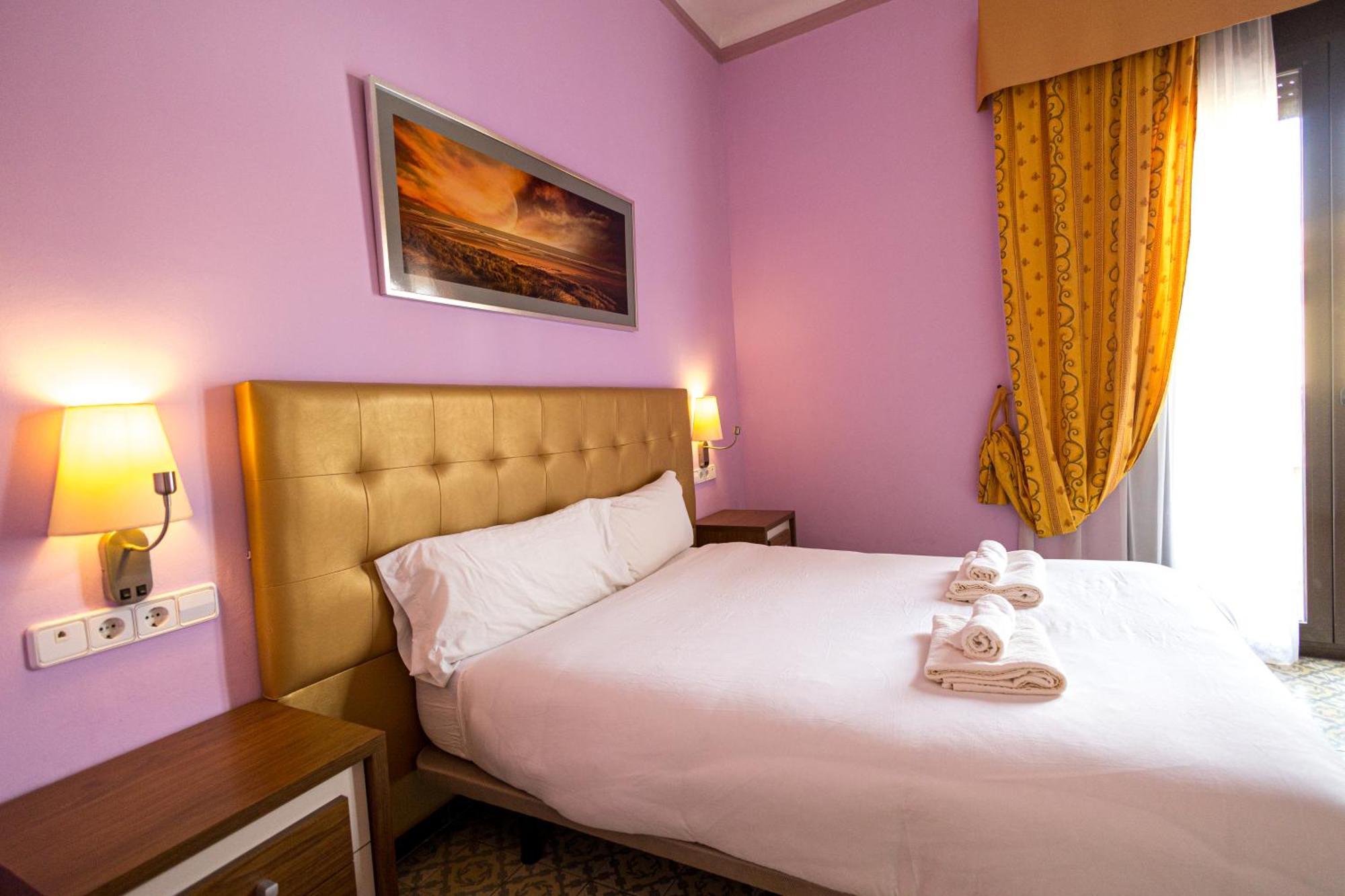 מזנואו Hotel Llar De Capitans מראה חיצוני תמונה